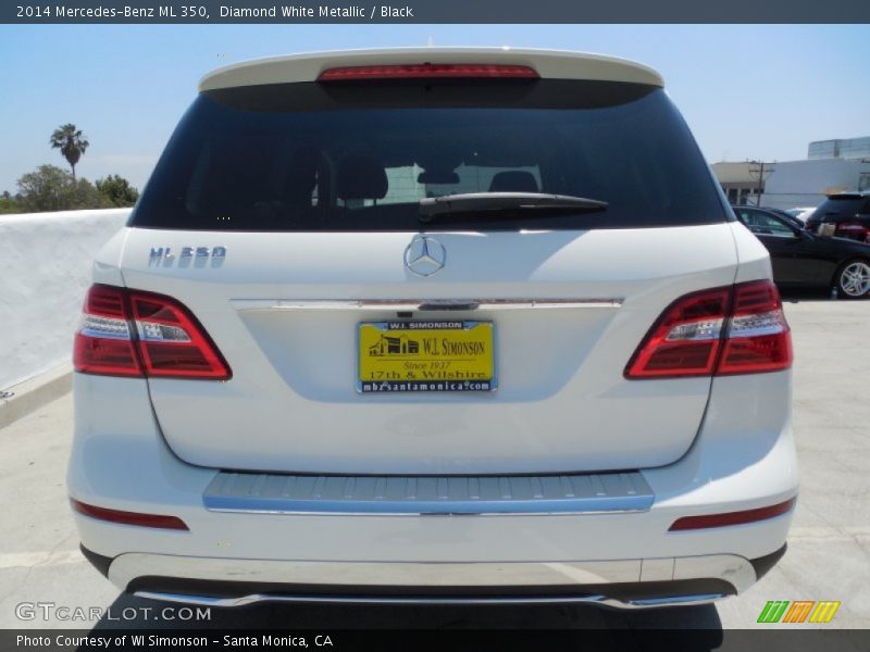 Diamond White Metallic / Black 2014 Mercedes-Benz ML 350
