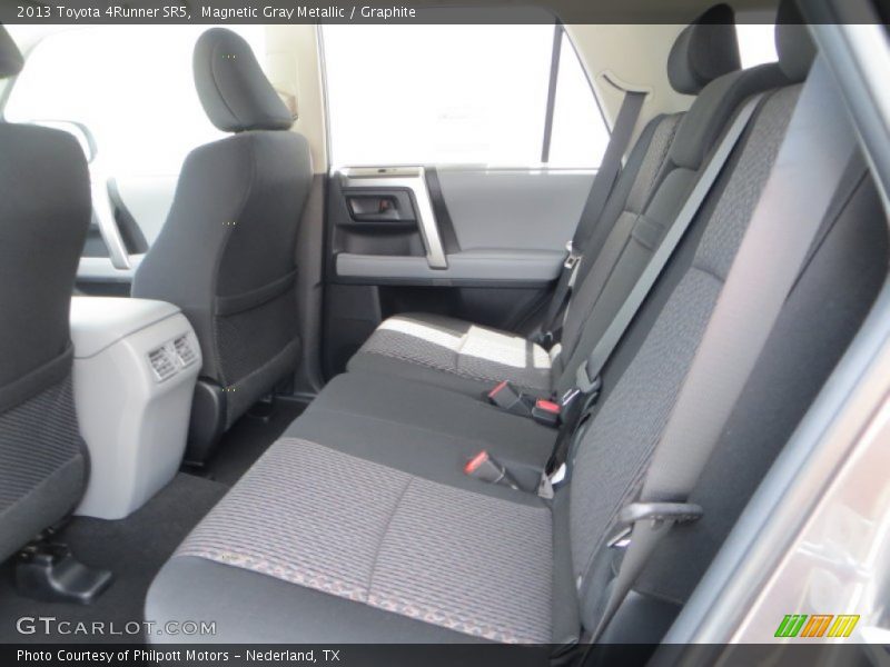 Magnetic Gray Metallic / Graphite 2013 Toyota 4Runner SR5