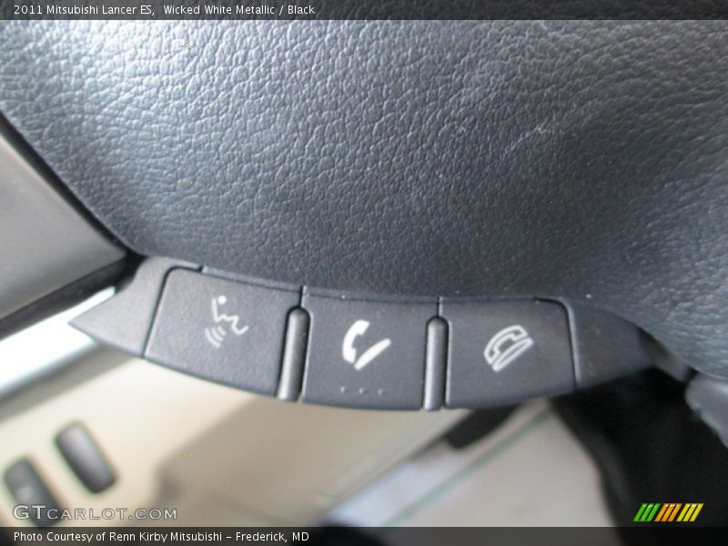 Wicked White Metallic / Black 2011 Mitsubishi Lancer ES