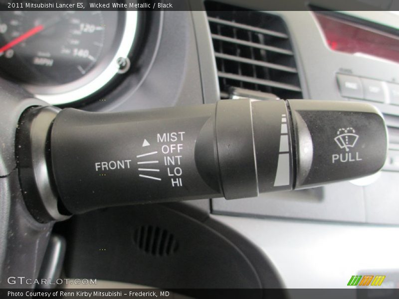 Wicked White Metallic / Black 2011 Mitsubishi Lancer ES
