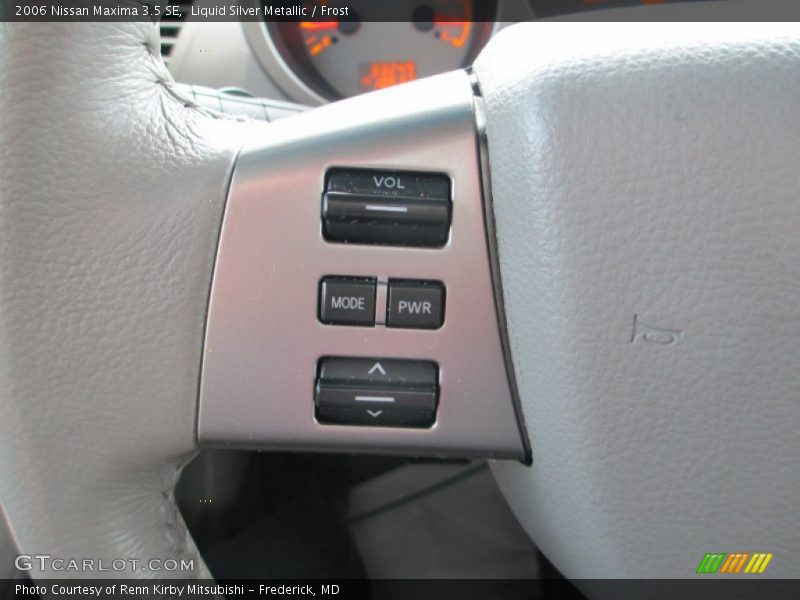 Liquid Silver Metallic / Frost 2006 Nissan Maxima 3.5 SE