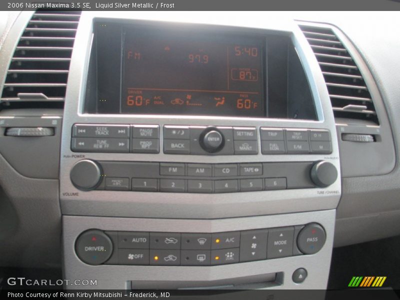 Liquid Silver Metallic / Frost 2006 Nissan Maxima 3.5 SE
