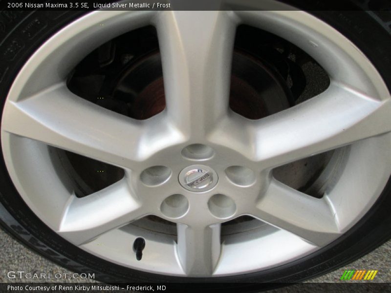 Liquid Silver Metallic / Frost 2006 Nissan Maxima 3.5 SE