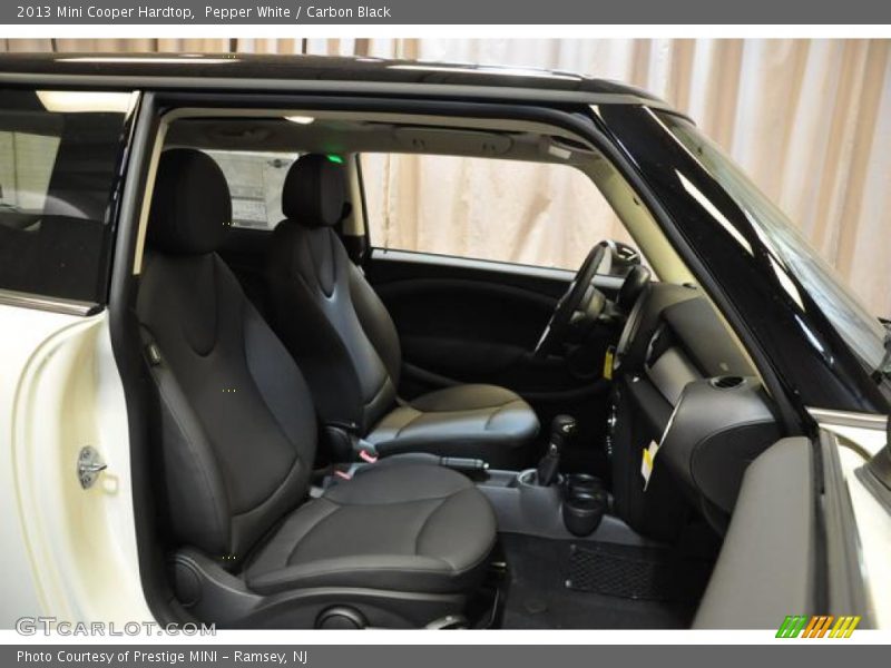 Pepper White / Carbon Black 2013 Mini Cooper Hardtop