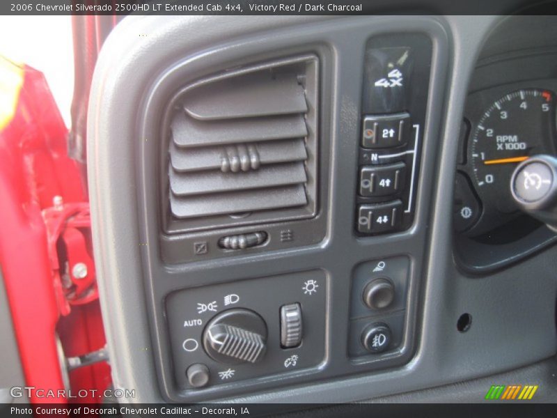 Victory Red / Dark Charcoal 2006 Chevrolet Silverado 2500HD LT Extended Cab 4x4