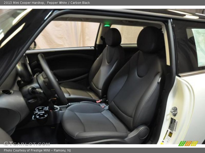 Pepper White / Carbon Black 2013 Mini Cooper Hardtop