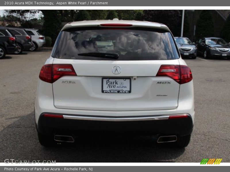 Aspen White Pearl / Parchment 2010 Acura MDX Technology