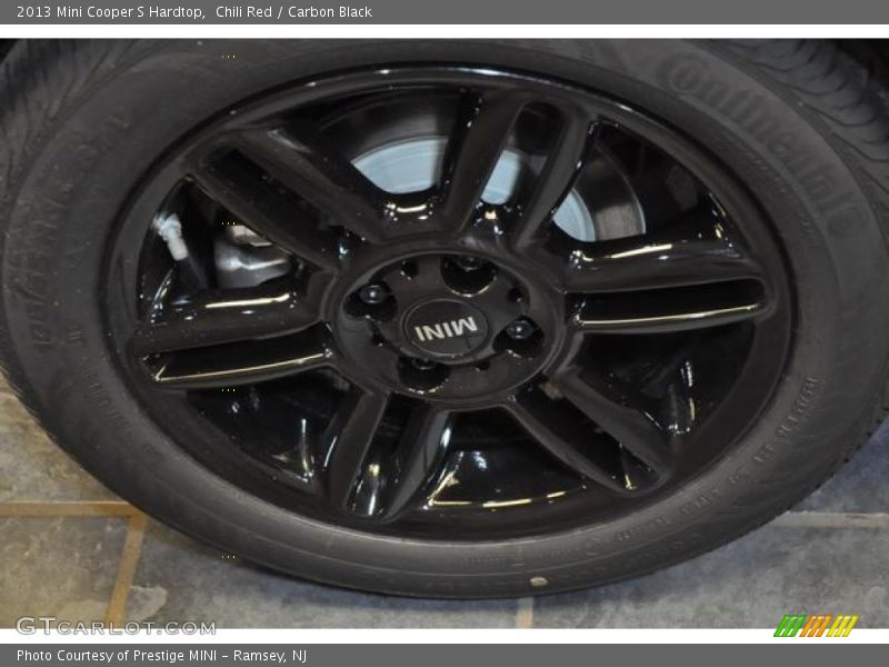 Chili Red / Carbon Black 2013 Mini Cooper S Hardtop