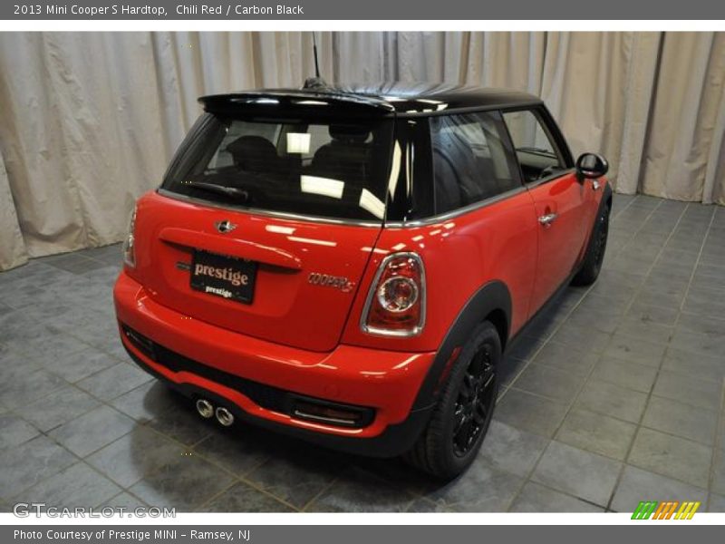 Chili Red / Carbon Black 2013 Mini Cooper S Hardtop