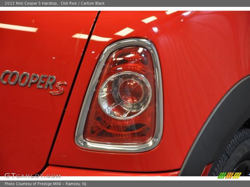 Chili Red / Carbon Black 2013 Mini Cooper S Hardtop