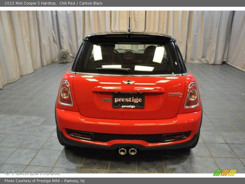 Chili Red / Carbon Black 2013 Mini Cooper S Hardtop