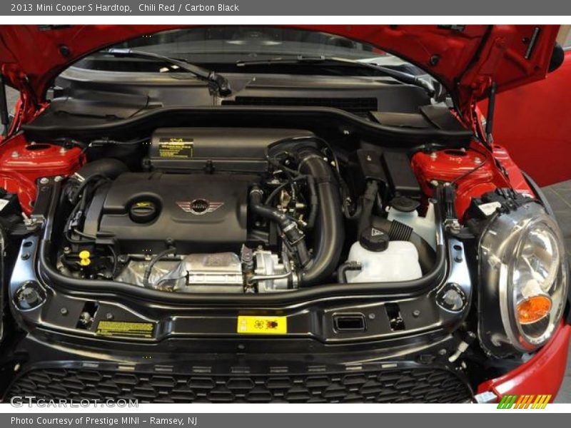 Chili Red / Carbon Black 2013 Mini Cooper S Hardtop