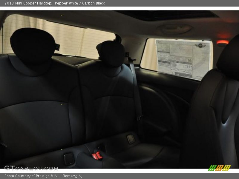 Pepper White / Carbon Black 2013 Mini Cooper Hardtop