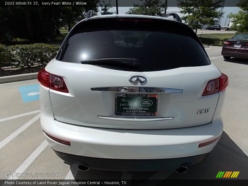 Ivory Pearl White / Willow 2003 Infiniti FX 35