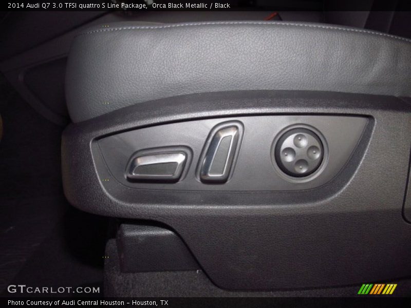 Front Seat of 2014 Q7 3.0 TFSI quattro S Line Package
