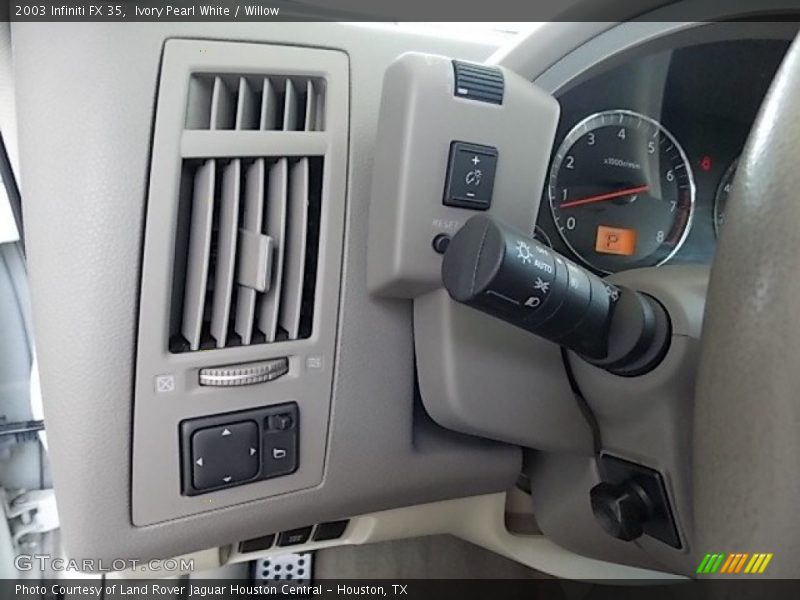 Ivory Pearl White / Willow 2003 Infiniti FX 35
