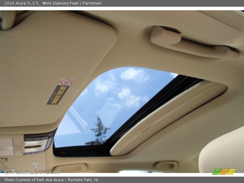 White Diamond Pearl / Parchment 2010 Acura TL 3.5