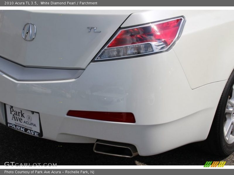 White Diamond Pearl / Parchment 2010 Acura TL 3.5