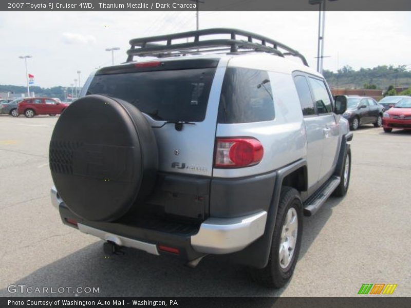 Titanium Metallic / Dark Charcoal 2007 Toyota FJ Cruiser 4WD