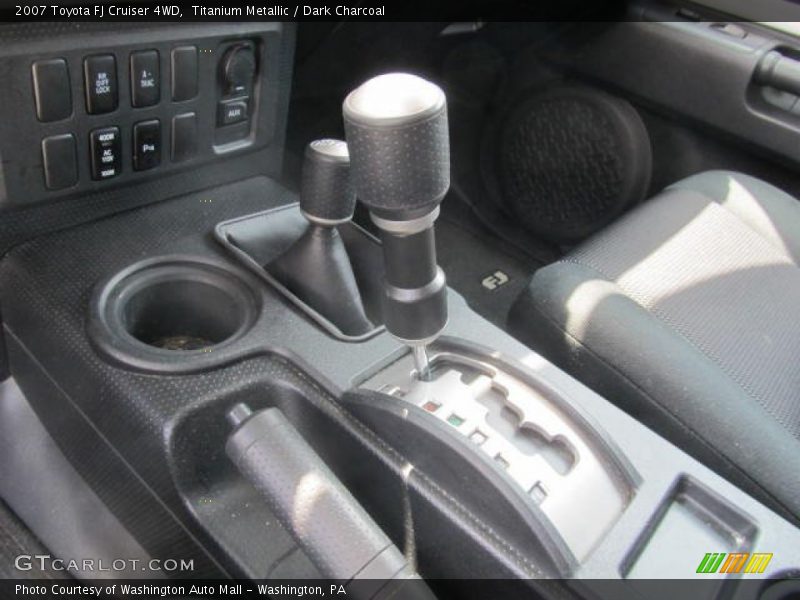 Titanium Metallic / Dark Charcoal 2007 Toyota FJ Cruiser 4WD