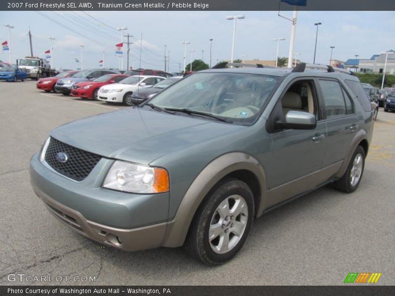 Front 3/4 View of 2007 Freestyle SEL AWD