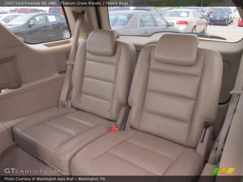 Rear Seat of 2007 Freestyle SEL AWD
