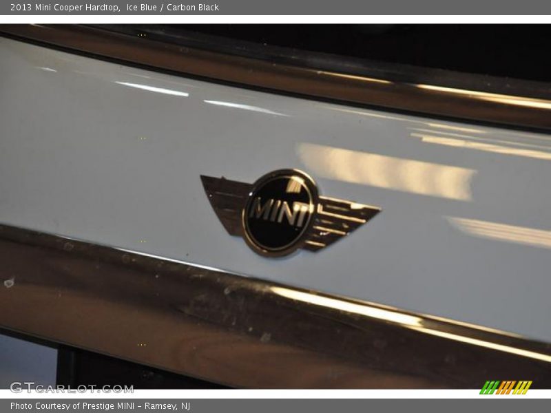 Ice Blue / Carbon Black 2013 Mini Cooper Hardtop