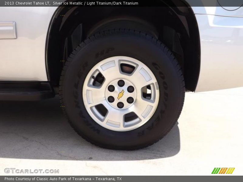 Silver Ice Metallic / Light Titanium/Dark Titanium 2013 Chevrolet Tahoe LT