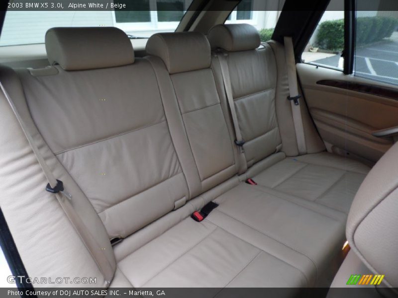 Alpine White / Beige 2003 BMW X5 3.0i