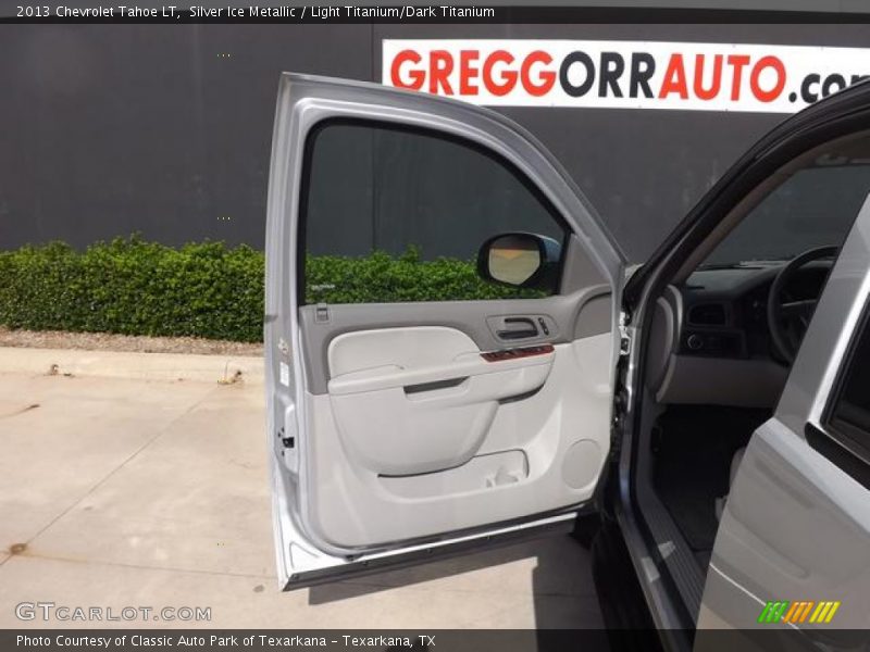 Silver Ice Metallic / Light Titanium/Dark Titanium 2013 Chevrolet Tahoe LT