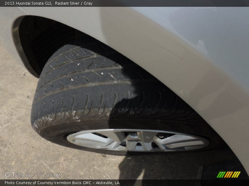 Radiant Silver / Gray 2013 Hyundai Sonata GLS
