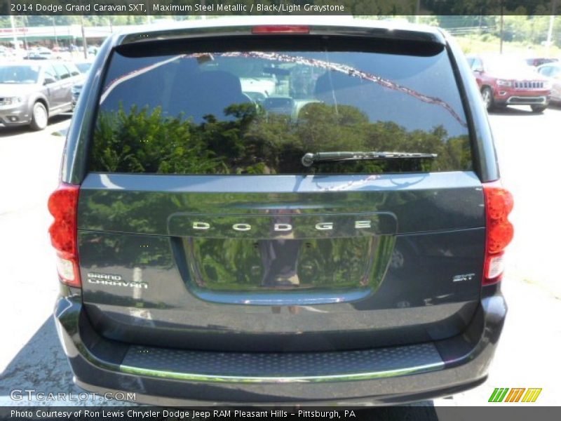 Maximum Steel Metallic / Black/Light Graystone 2014 Dodge Grand Caravan SXT