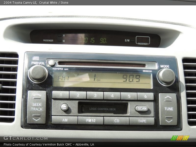 Crystal White / Stone 2004 Toyota Camry LE