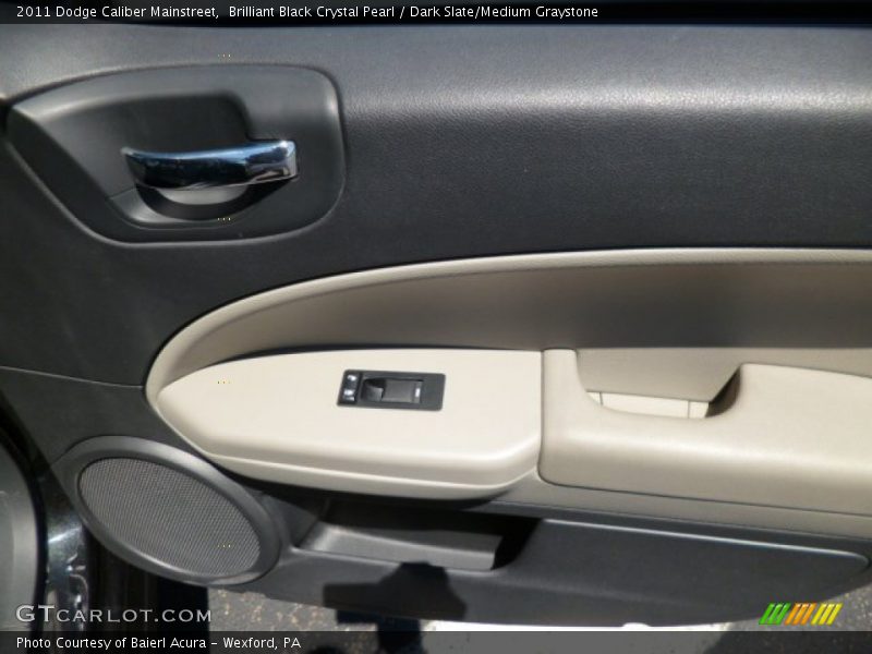Brilliant Black Crystal Pearl / Dark Slate/Medium Graystone 2011 Dodge Caliber Mainstreet