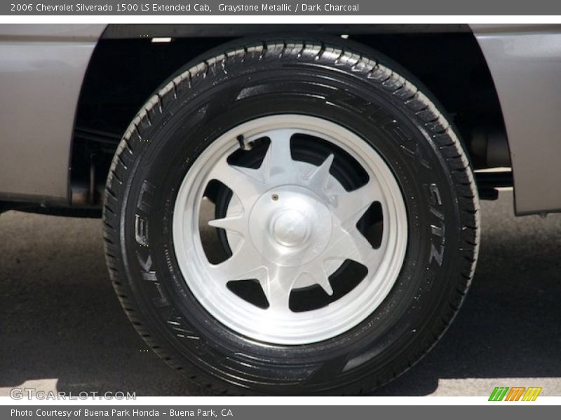 Graystone Metallic / Dark Charcoal 2006 Chevrolet Silverado 1500 LS Extended Cab