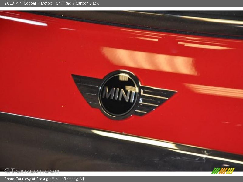 Chili Red / Carbon Black 2013 Mini Cooper Hardtop