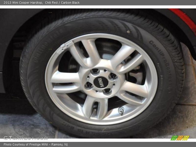 Chili Red / Carbon Black 2013 Mini Cooper Hardtop