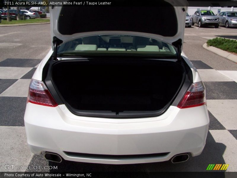 Alberta White Pearl / Taupe Leather 2011 Acura RL SH-AWD