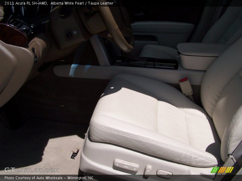 Alberta White Pearl / Taupe Leather 2011 Acura RL SH-AWD