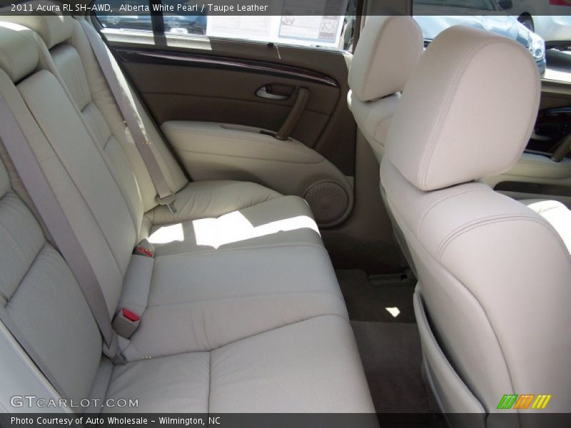 Alberta White Pearl / Taupe Leather 2011 Acura RL SH-AWD