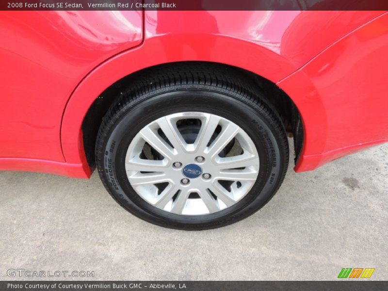 Vermillion Red / Charcoal Black 2008 Ford Focus SE Sedan