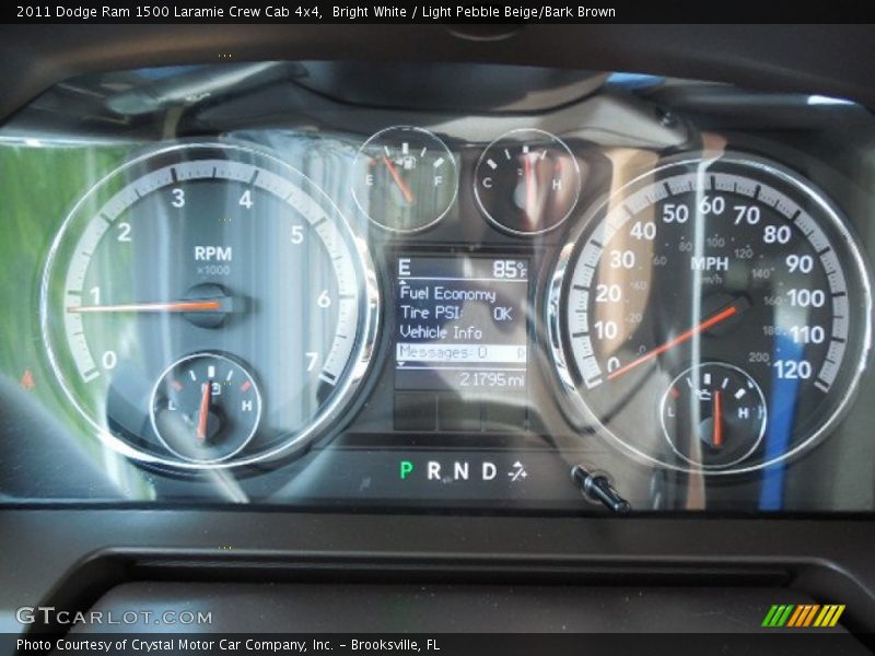 Bright White / Light Pebble Beige/Bark Brown 2011 Dodge Ram 1500 Laramie Crew Cab 4x4