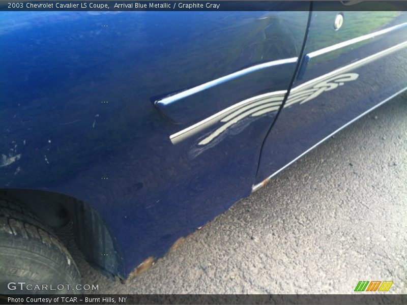 Arrival Blue Metallic / Graphite Gray 2003 Chevrolet Cavalier LS Coupe