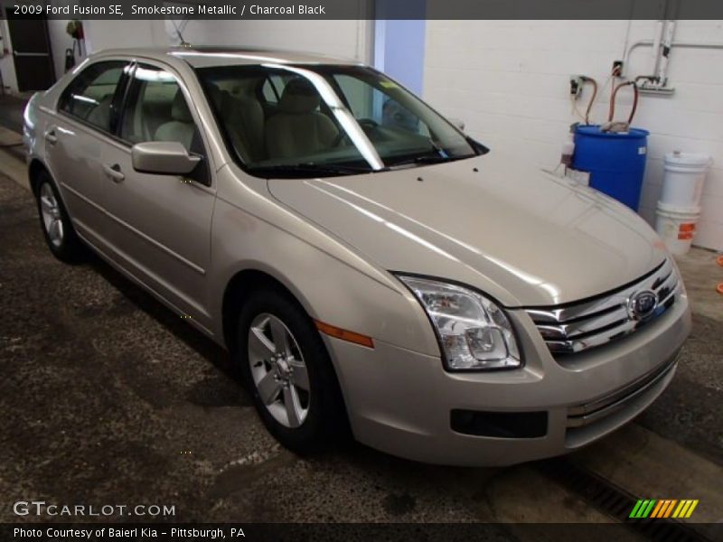 Smokestone Metallic / Charcoal Black 2009 Ford Fusion SE
