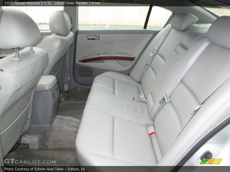 Liquid Silver Metallic / Frost 2005 Nissan Maxima 3.5 SL