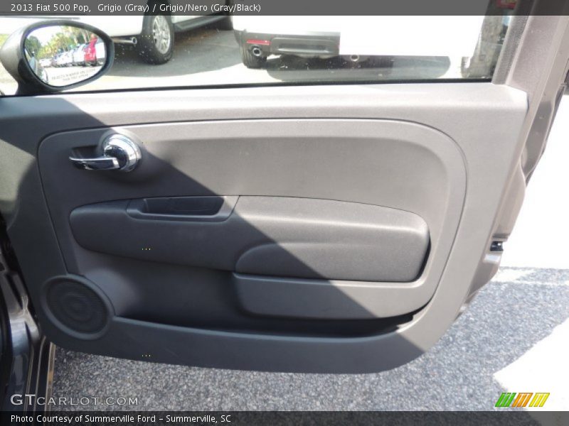 Grigio (Gray) / Grigio/Nero (Gray/Black) 2013 Fiat 500 Pop
