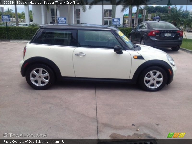 Pepper White / Grey/Black 2008 Mini Cooper Hardtop
