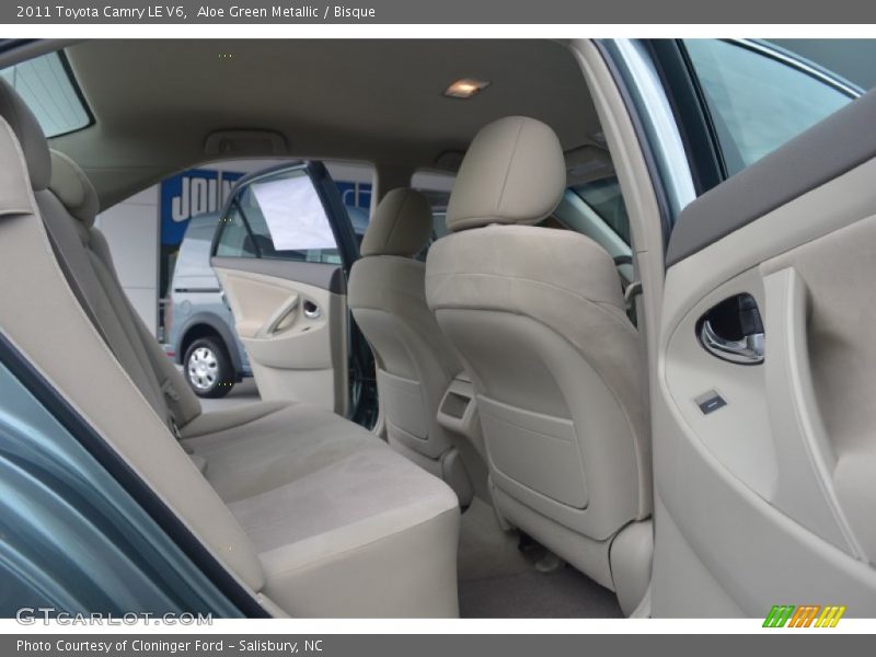 Aloe Green Metallic / Bisque 2011 Toyota Camry LE V6