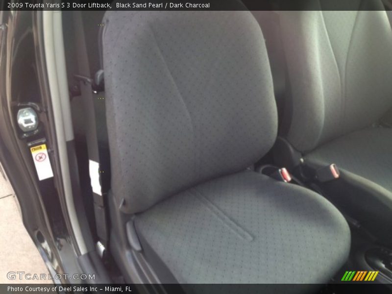 Black Sand Pearl / Dark Charcoal 2009 Toyota Yaris S 3 Door Liftback