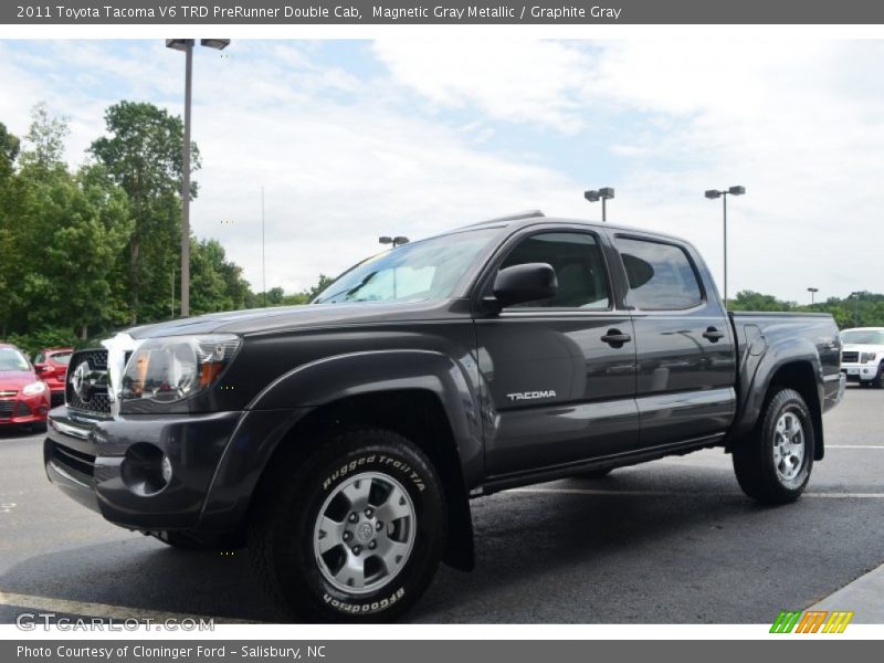 Magnetic Gray Metallic / Graphite Gray 2011 Toyota Tacoma V6 TRD PreRunner Double Cab